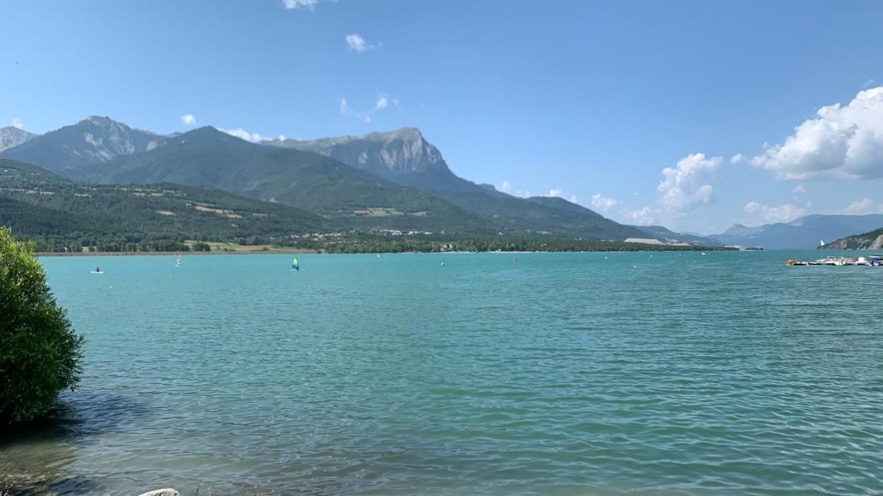 Embrun - Appartement 4/6 Personnes Avec Exterieurs Екстер'єр фото