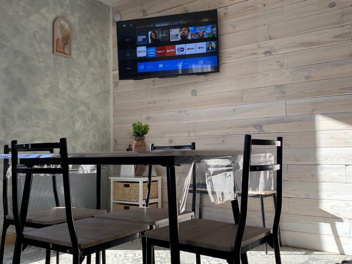 Embrun - Appartement 4/6 Personnes Avec Exterieurs Екстер'єр фото