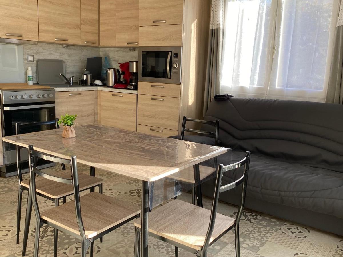 Embrun - Appartement 4/6 Personnes Avec Exterieurs Екстер'єр фото